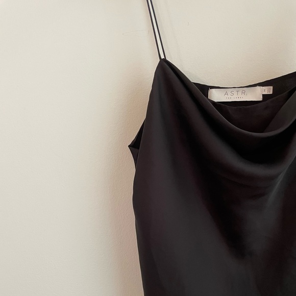 ASTR The Label Silk Top - Picture 3 of 4